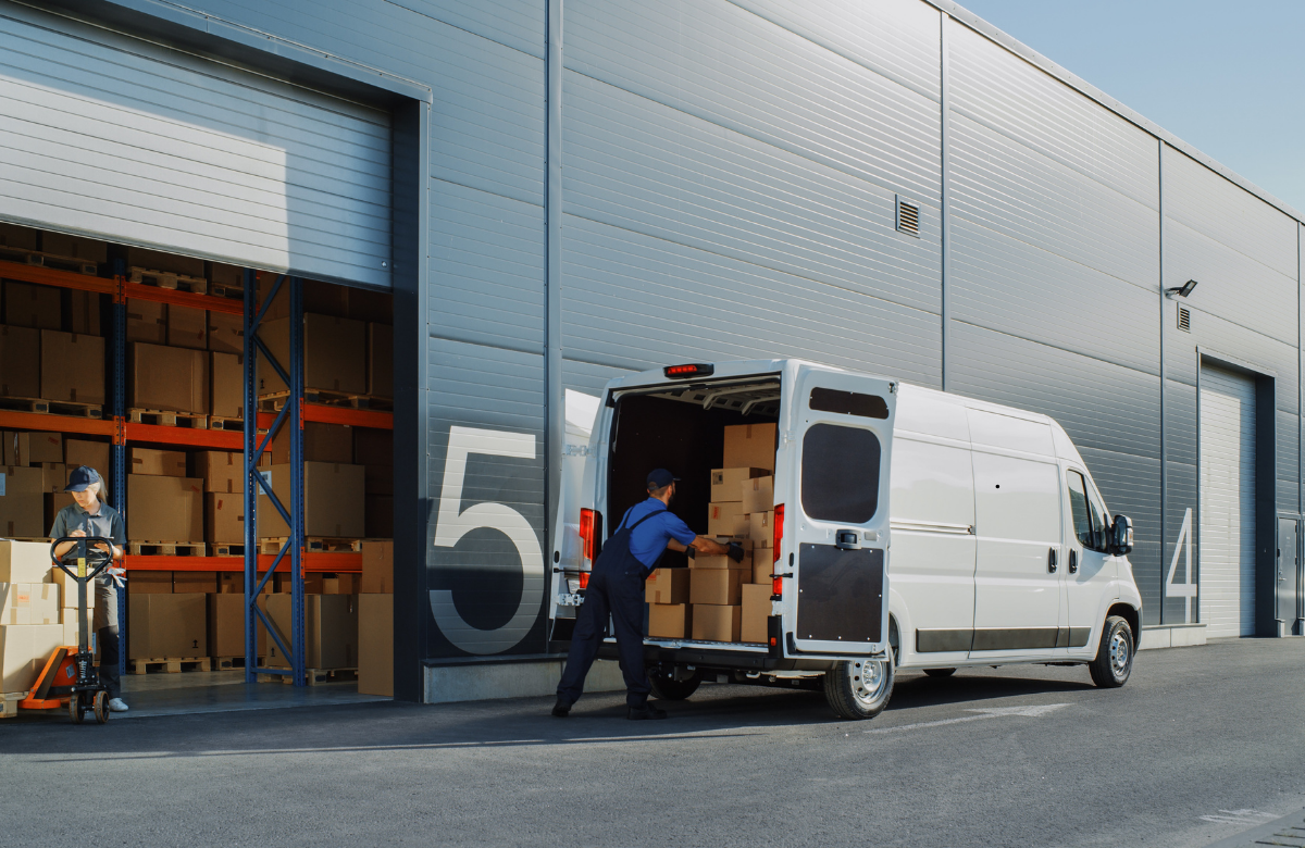 Warehouse loading and dispatch operation